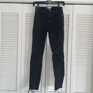 Free People Black Skinny Distressed Jeans with Raw Edge Hem Women’s Size 25